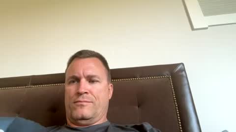 bigger22332233 online show from July 30, 2026, 5:45 pm