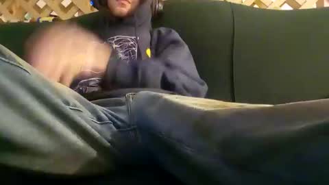 biggestboiiii online show from April 4, 2026, 12:31 am