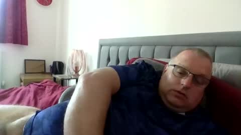 Snapshot of bigguy2014 chatting on May 5, 2026, 2:25 pm bigguy2014 online show from May 5, 2026, 2:25 pm