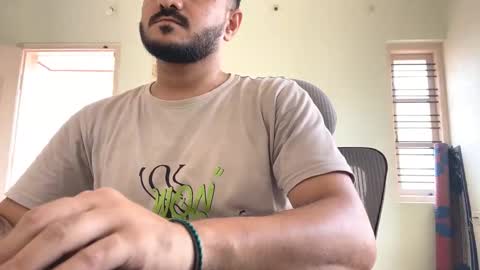 bighandsomesatisfy online show from November 5, 2025, 11:32 am