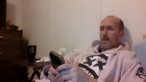 Snapshot of bighugemouthful chatting on February 17, 2025, 5:25 am Chaz online show from February 17, 2025, 5:25 am