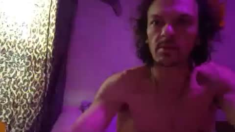 Snapshot of bigkitties69 chatting on December 10, 2024, 10:37 pm Bigkitties online show from December 10, 2024, 10:37 pm