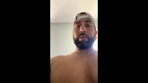 Snapshot of biglazzer1230 chatting on February 5, 2025, 3:31 pm biglazzer1230 online show from February 5, 2025, 3:31 pm