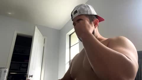 Snapshot of biglazzer1230 chatting on February 6, 2025, 2:48 pm biglazzer1230 online show from February 6, 2025, 2:48 pm