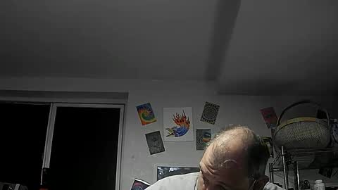 bigman42of0rlife online show from February 13, 2026, 11:39 am