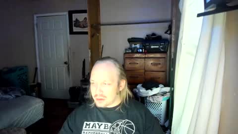 bigmike20129020 online show from February 17, 2025, 12:10 am