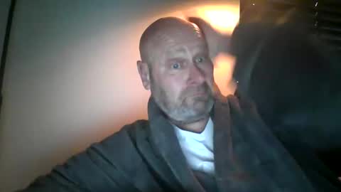 Snapshot of bigmike3339 chatting on December 28, 2024, 8:26 am bigmike3339 online show from December 28, 2024, 8:26 am