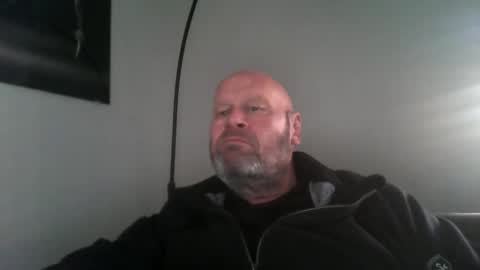 Snapshot of bigmike3339 chatting on January 10, 2025, 10:06 am bigmike3339 online show from January 10, 2025, 10:06 am