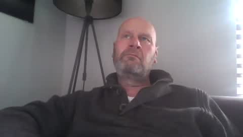 Snapshot of bigmike3339 chatting on February 24, 2025, 11:43 am bigmike3339 online show from February 24, 2025, 11:43 am