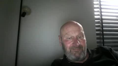 Snapshot of bigmike3339 chatting on March 26, 2026, 10:43 am bigmike3339 online show from March 26, 2026, 10:43 am