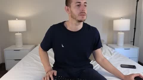       online show from March 5, 2025, 7:38 pm