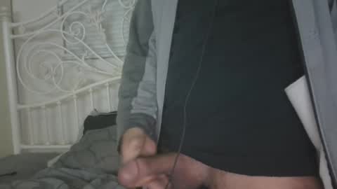 Snapshot of bigprdick101 chatting on December 27, 2024, 6:24 am bigprdick101 online show from December 27, 2024, 6:24 am