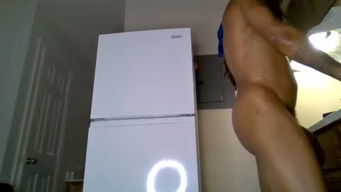 bigpussypump online show from September 18, 2025, 6:21 pm