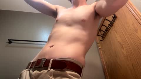 Snapshot of bigskinnyboyshh chatting on December 24, 2024, 6:06 pm bigskinnyboyshh online show from December 24, 2024, 6:06 pm