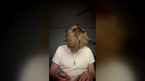 Snapshot of bigskinnyboyshh chatting on March 8, 2026, 1:47 am bigskinnyboyshh online show from March 8, 2026, 1:47 am