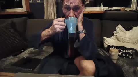 bigswe1 online show from February 14, 2025, 3:00 am