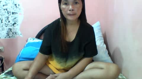 bigtits_24 online show from June 13, 2026, 2:09 am