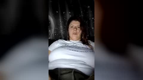 Snapshot of bigtitslala chatting on July 26, 2026, 9:43 pm bigtitslala online show from July 26, 2026, 9:43 pm