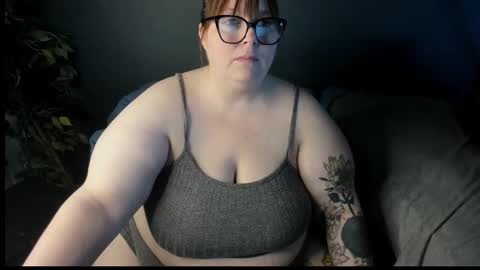 bigtittybbw online show from March 1, 2026, 5:59 pm