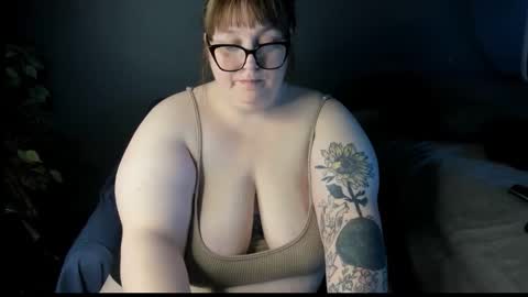 bigtittybbw online show from March 2, 2026, 6:59 pm