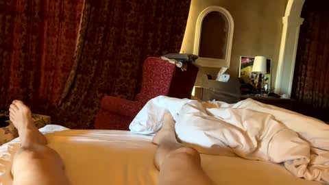 Snapshot of bigukphallus chatting on December 3, 2024, 2:49 pm bigukphallus online show from December 3, 2024, 2:49 pm