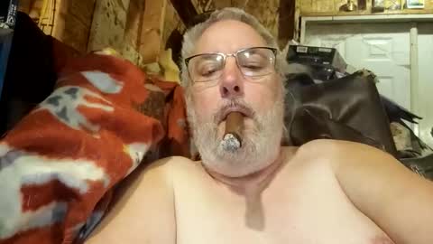 Biguy52 online show from March 1, 2026, 8:27 am