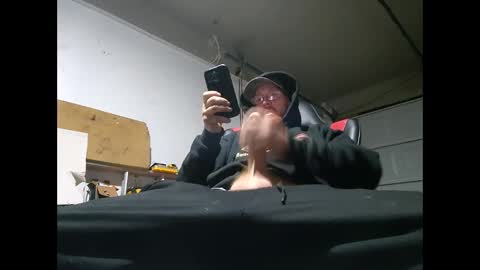 Snapshot of bigwc00 chatting on October 24, 2025, 3:30 pm bigwc00 online show from October 24, 2025, 3:30 pm