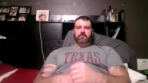 bigwhitecock2008 online show from May 15, 2026, 6:26 pm