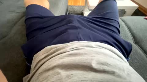 bigwhitecock_1989 online show from December 2, 2024, 9:13 am