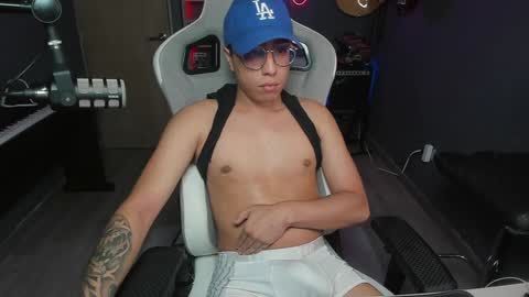Snapshot of bigxboy96 chatting on January 5, 2025, 10:19 pm bigxboy96 online show from January 5, 2025, 10:19 pm