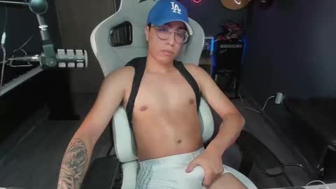 Snapshot of bigxboy96 chatting on February 15, 2025, 8:54 pm bigxboy96 online show from February 15, 2025, 8:54 pm