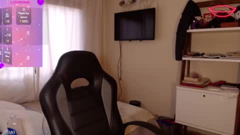 Snapshot of biigbooty_ chatting on December 19, 2024, 10:21 pm biigbooty_ online show from December 19, 2024, 10:21 pm