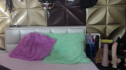 Snapshot of biky_hot chatting on March 2, 2025, 10:27 pm Biky Hot online show from March 2, 2025, 10:27 pm