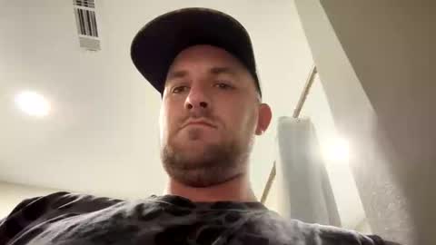 Snapshot of bilbonebagit chatting on December 19, 2025, 8:43 am bilbonebagit online show from December 19, 2025, 8:43 am