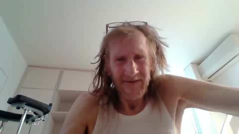 Snapshot of billenews chatting on April 12, 2026, 7:19 pm billenews online show from April 12, 2026, 7:19 pm