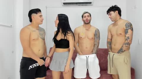 Snapshot of billieee07 chatting on December 13, 2024, 9:46 am Abbie 18 years - Joe 18 years - Rose 18 years - Cristopher 20 years online show from December 13, 2024, 9:46 am