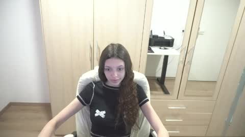 billy1love online show from March 31, 2026, 1:51 am