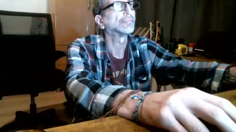 billy online show from June 18, 2026, 8:25 am