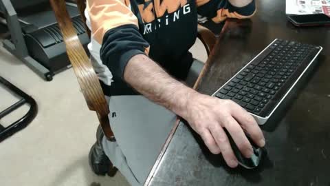 Snapshot of billy471 chatting on December 8, 2024, 10:25 pm billy471 online show from December 8, 2024, 10:25 pm