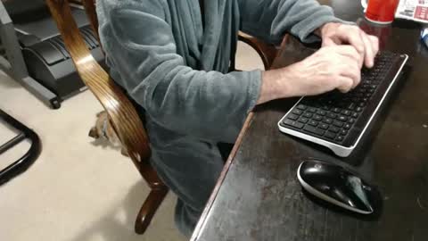 Snapshot of billy471 chatting on December 9, 2024, 11:47 am billy471 online show from December 9, 2024, 11:47 am