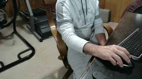 Snapshot of billy471 chatting on January 25, 2025, 1:54 am billy471 online show from January 25, 2025, 1:54 am