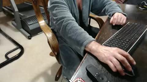 Snapshot of billy471 chatting on March 2, 2025, 10:35 am billy471 online show from March 2, 2025, 10:35 am