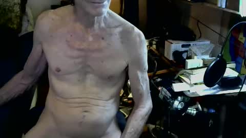 billy56cluber online show from April 16, 2026, 8:42 pm