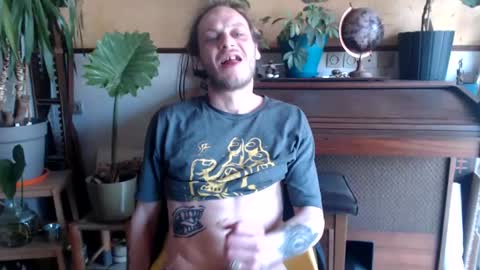 Billy FingerCut online show from February 25, 2025, 7:42 am