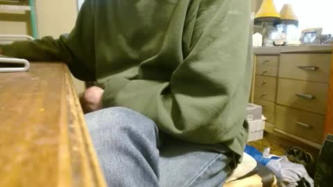 Bimbttm online show from November 18, 2025, 8:13 pm