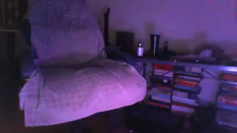 binder2122 online show from June 23, 2026, 8:18 pm