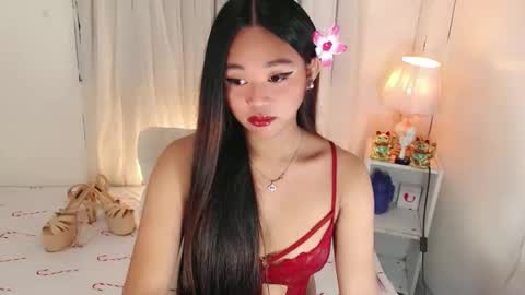 binnie_katchins online show from June 8, 2026, 7:58 pm