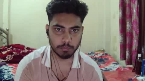 Snapshot of birbikrom104 chatting on March 27, 2026, 4:29 am birbikrom104 online show from March 27, 2026, 4:29 am