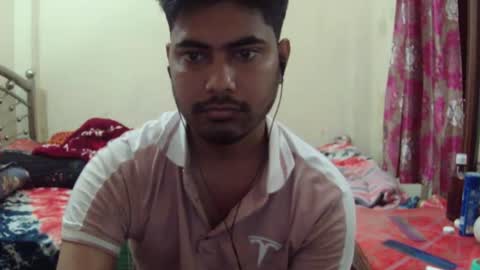 Snapshot of birbikrom104 chatting on April 16, 2026, 3:40 am birbikrom104 online show from April 16, 2026, 3:40 am