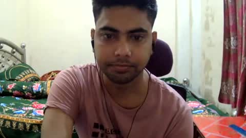 Snapshot of birbikrom104 chatting on July 9, 2026, 7:56 am birbikrom104 online show from July 9, 2026, 7:56 am